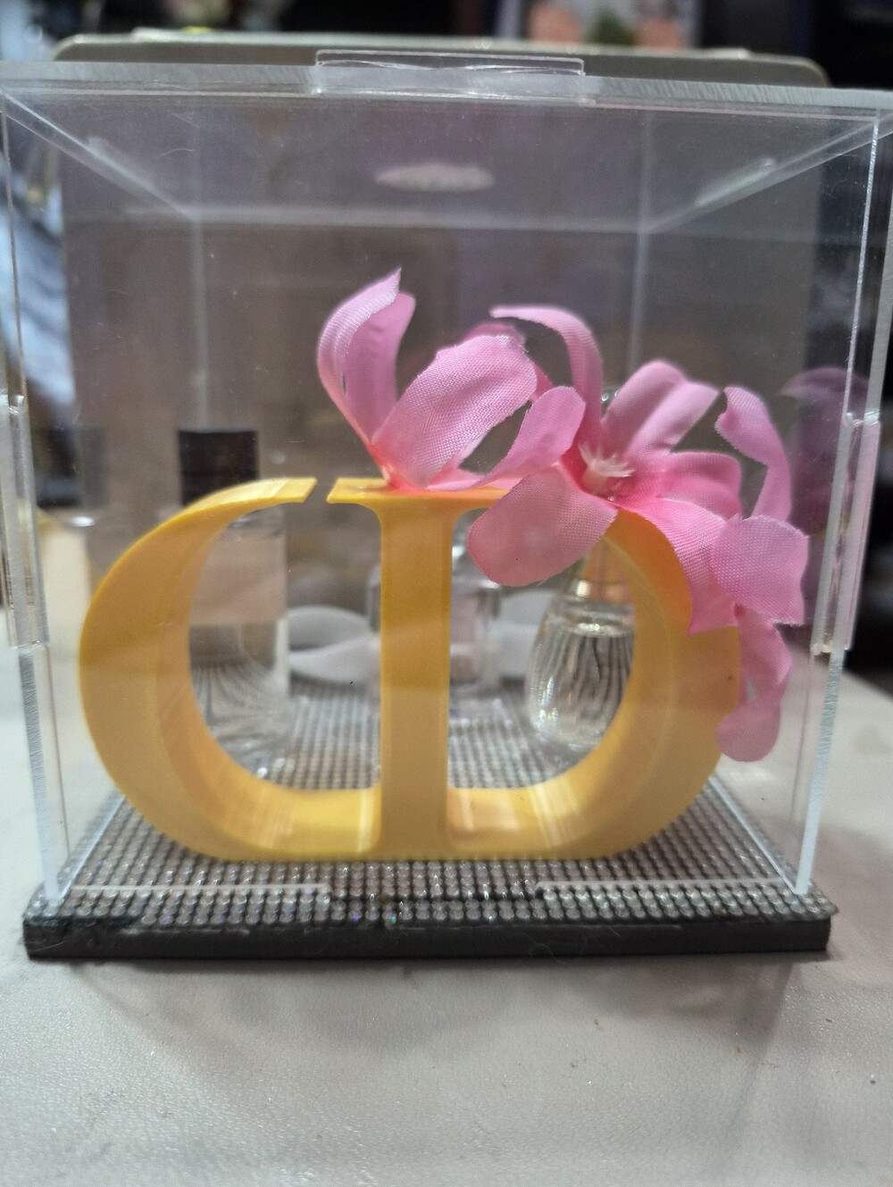 Dior Sampler Shadow Box - Picture 6 of 8